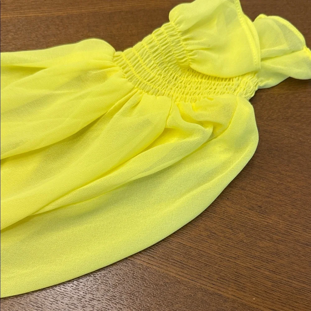 Vince Camuto Citrus Splash Bright Lemon V-Neck Blouse NWT - Picture 9 of 13